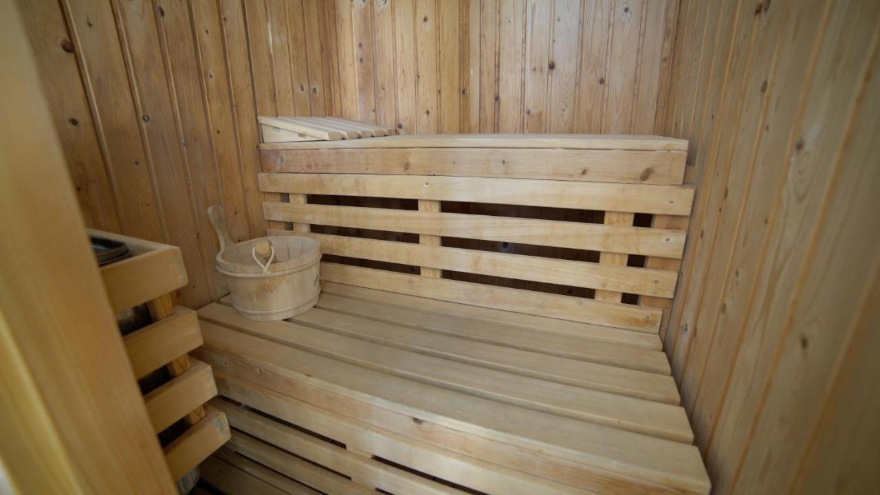 Balneario De Alicun De Las Torres Villanueva de las Torres 외부 사진