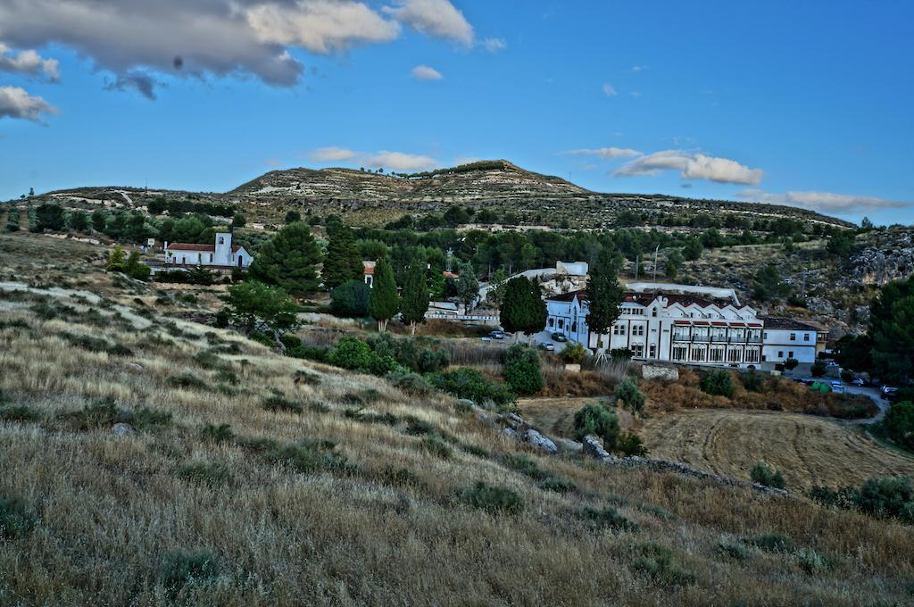 Balneario De Alicun De Las Torres Villanueva de las Torres 외부 사진