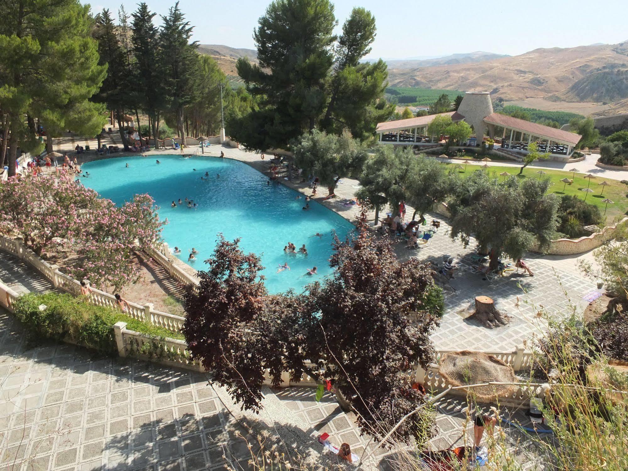Balneario De Alicun De Las Torres Villanueva de las Torres 외부 사진