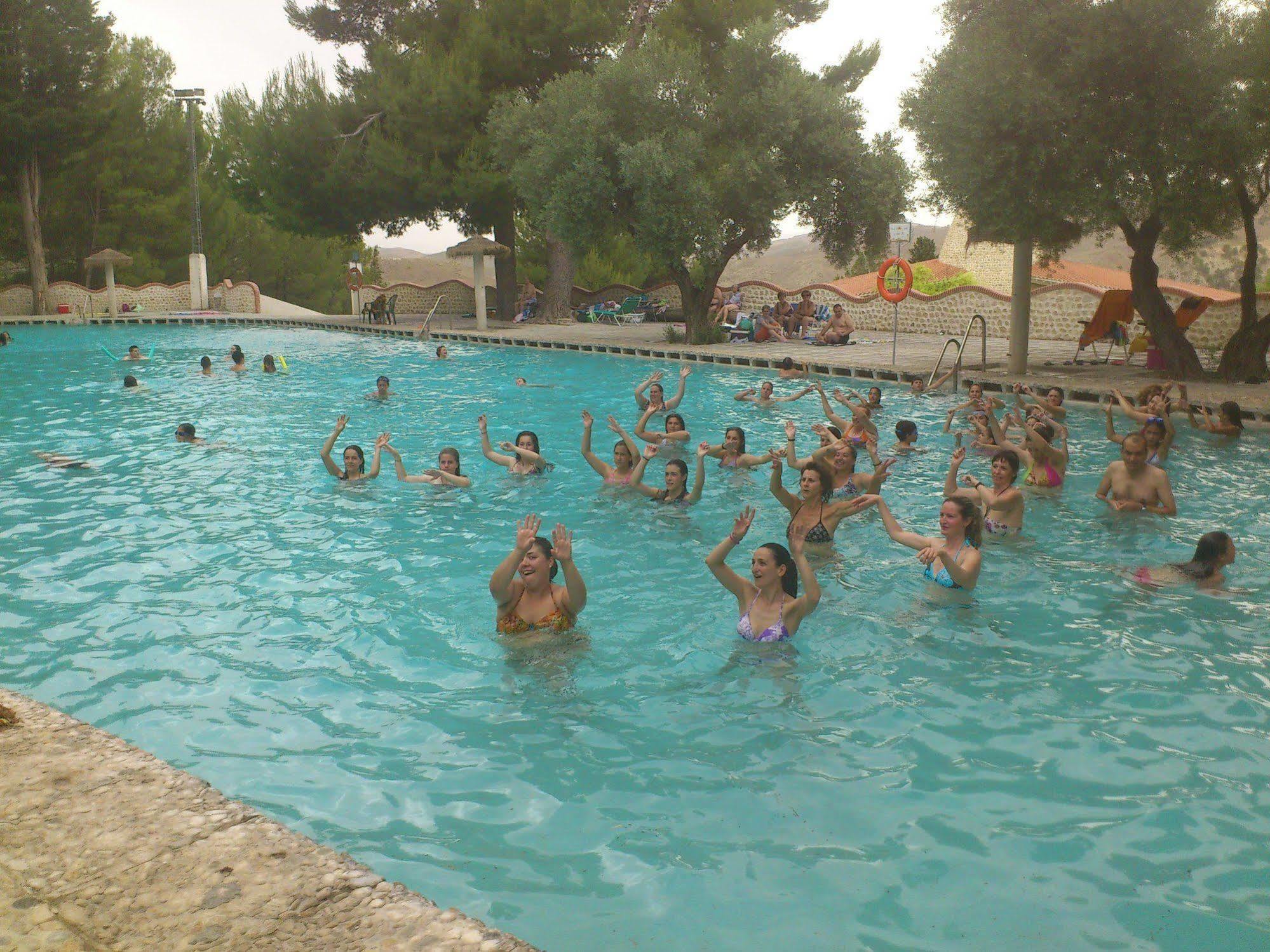 Balneario De Alicun De Las Torres Villanueva de las Torres 외부 사진